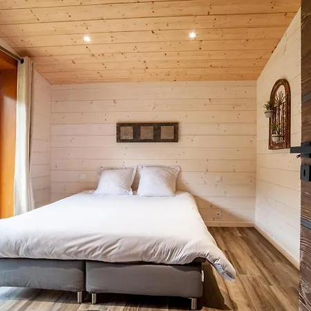 Original En Rondins, L'ours Canadien Chalet *