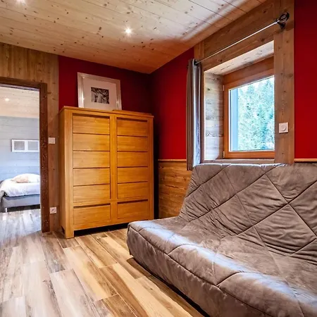 Original En Rondins, L'ours Canadien Chalet